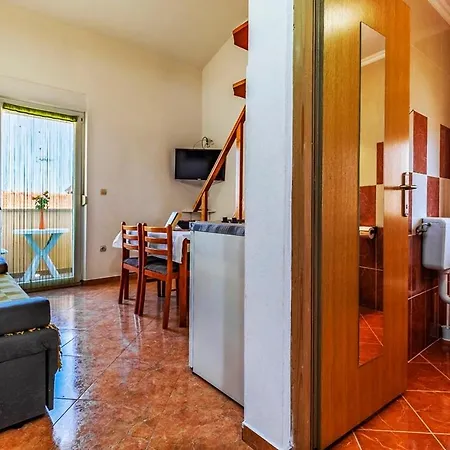 Apartment Istriensonne - Studio-ap Dani 1-3