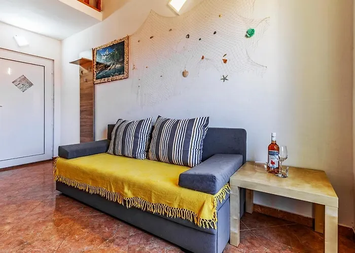 Istriensonne - Studio-ap Dani 1-3 Apartament *