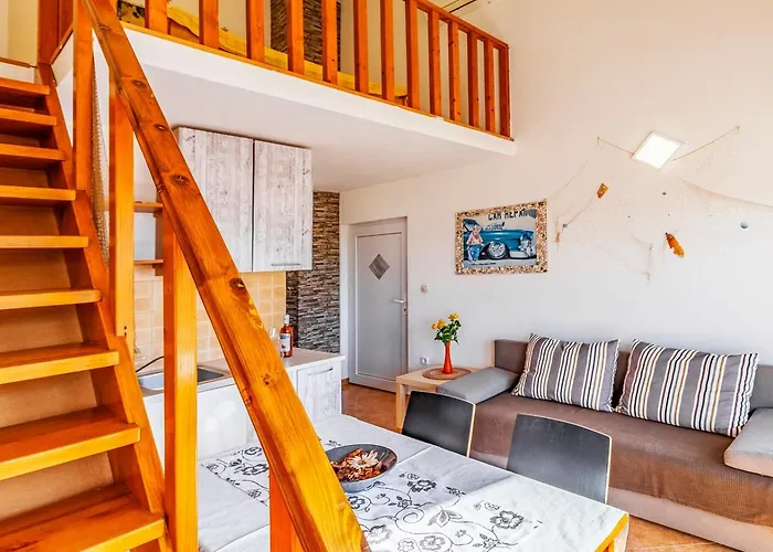 Appartement Istriensonne - Studio-ap Dani 1-3 *